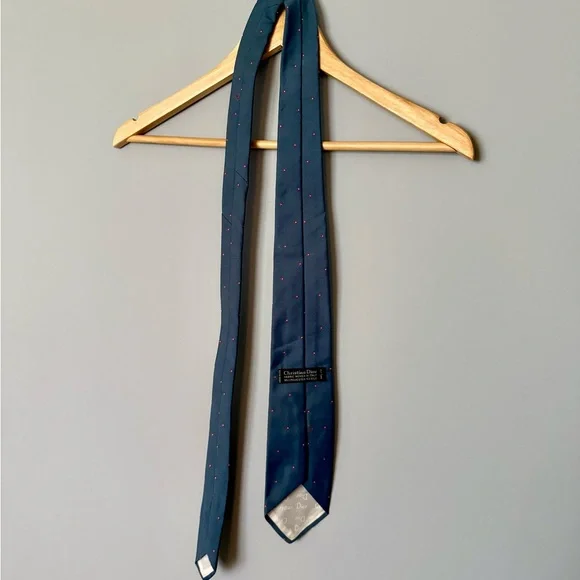 Dior Blue Silk-Blend Men's Tie with Pink Dot Motif Vintage Christian Dior - Picture 4 of 7